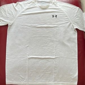 Under Armour T Shirt